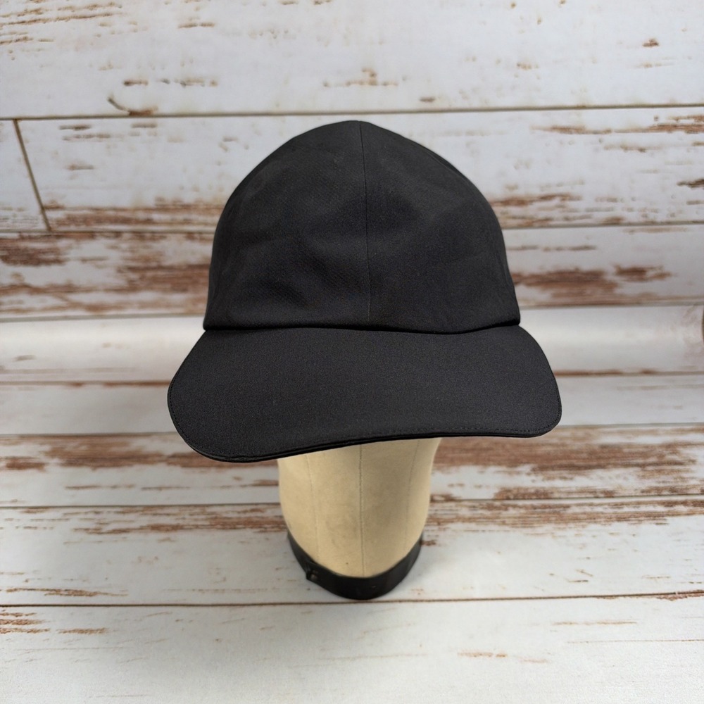 Lululemon Fast and Free Running Hat Black Reflective Strapback Cap Unisex